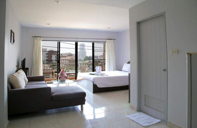 Green Mango Guesthouse