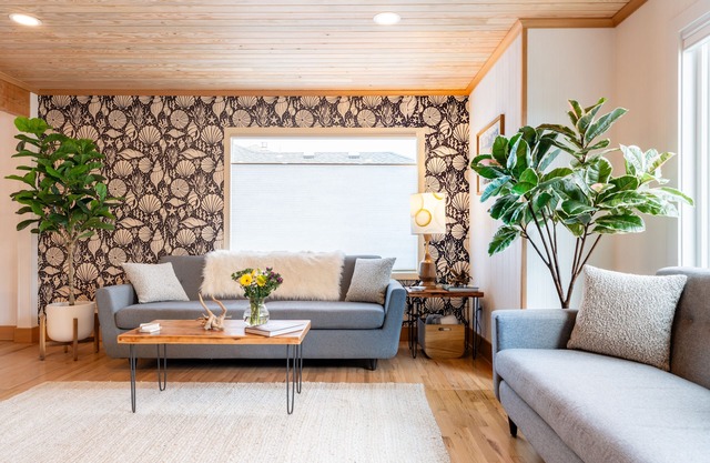 Grey Oak by AvantStay | Coastal Charm, Near Beach & Golf
