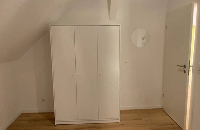 Große Schicke Wohnung Nahe Tesla