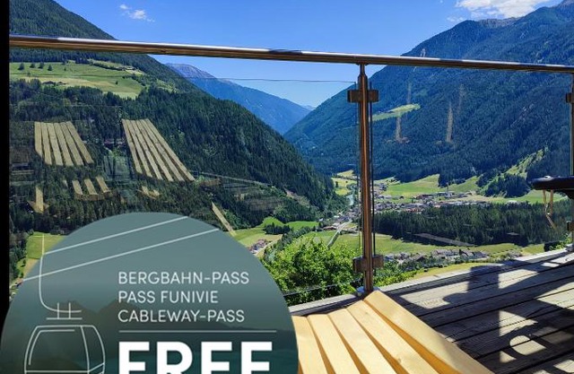 Großstahlhof Mountain & Panorama View