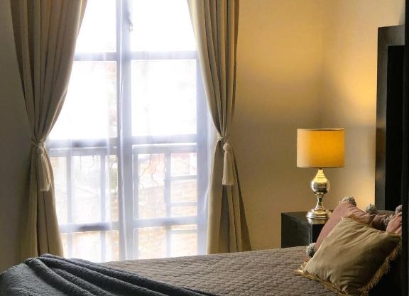 Gualdras Departments with parking 7min to downtown