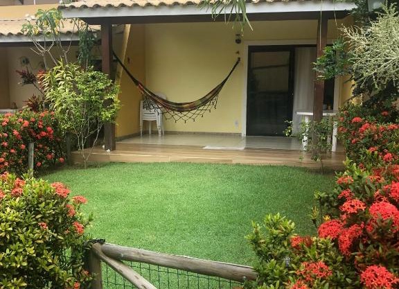 Guarajuba - BA - Confortável casa com 3 quartos, 2 suites