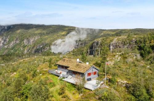 Guest favorite - 5 mins from Vøringsfossen