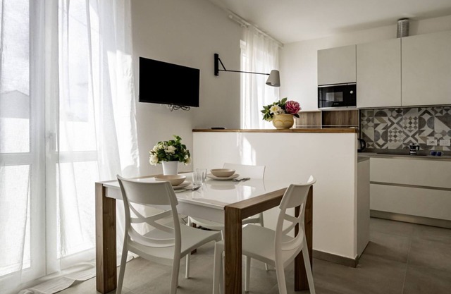 GuestHost - Mare Monti Apartment 6