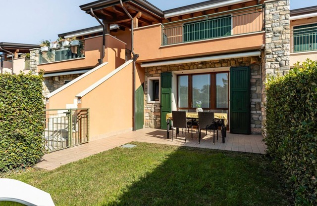 GuestHost - Residence Borgo del Sole Apt with Pool