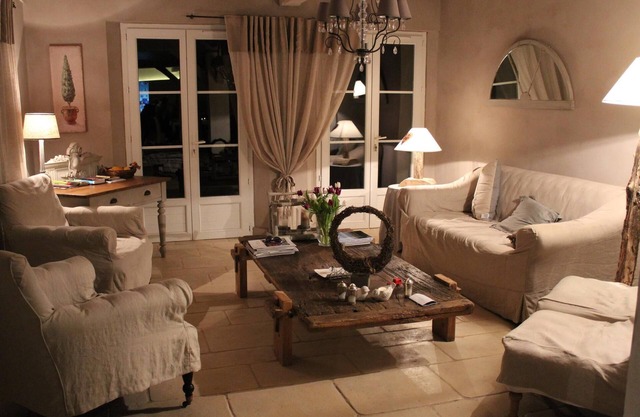 Guesthouse to the happiness of the hosts