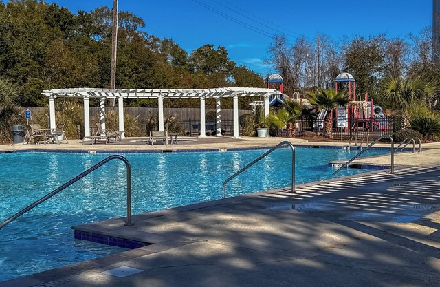 Gulfport Condo: Pool and Beach