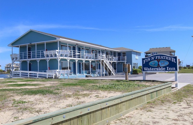 Gulls Getaway 1 Queen Standard Fin N Feather