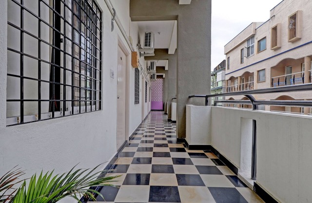 Guru Comfort, 100 m from Apollo Hospital