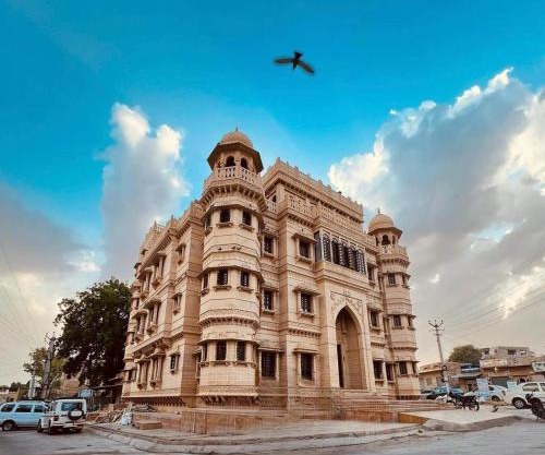 Guulab Haveli - Opp Fort