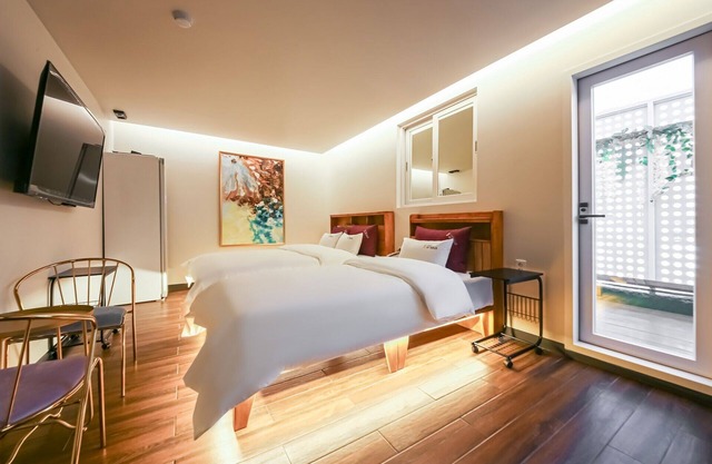 Gwangju Jungheung-dong Yeogijoa Hotel