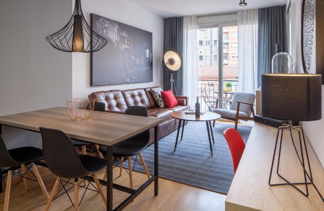 Habitat Apartments Hot Jazz