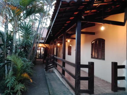 Haja Luz Casa Pousada 3 no Centro de Itaqua