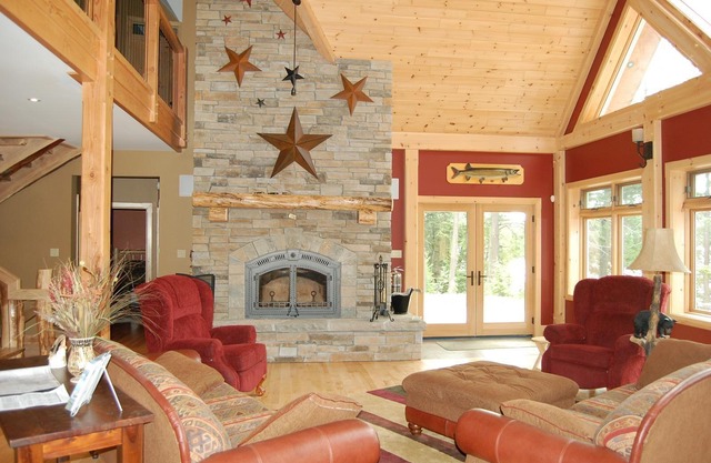 Haliburton, Ontario - Large Executive Chalet, Kennisis Lake