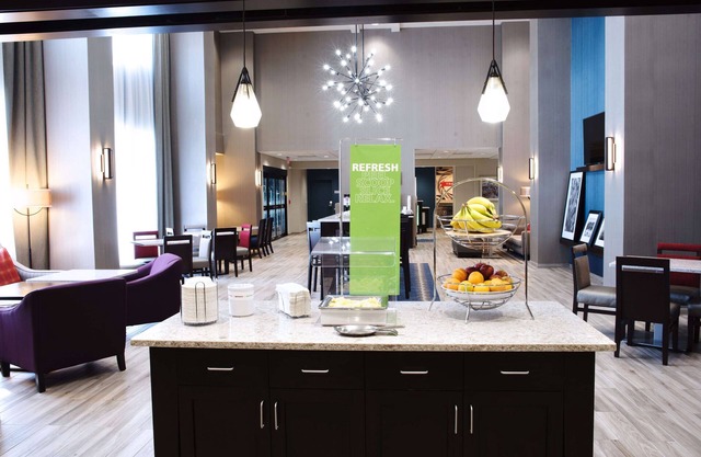 Hampton Inn & Suites Des Moines/Urbandale