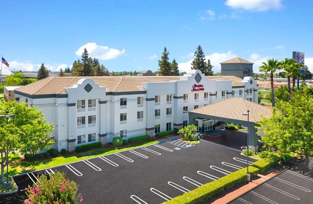 Hampton Inn & Suites Modesto - Salida