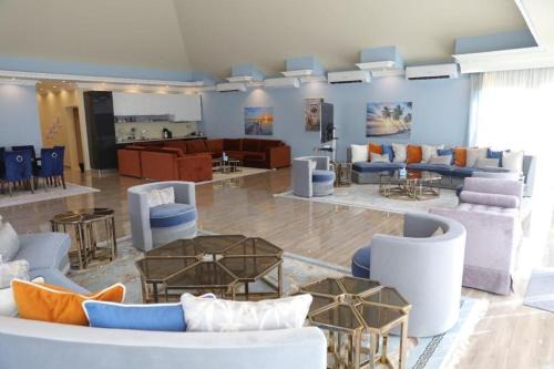 Happiness Beach Villa