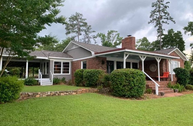 Happy Day at Lake Murray - Rare Covered Dock