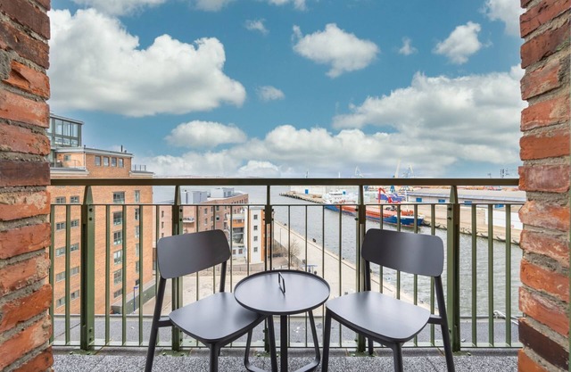 Harbor residence with gallery bedroom, roof terrace and unique harbor view