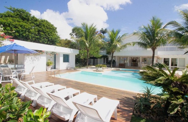 Harmoniosa Mansão a poucos passos da Praia