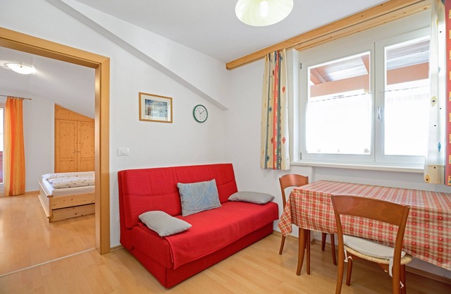 Haus Aue - Apartment 2 with Balcony, Mountain View & Wi-Fi