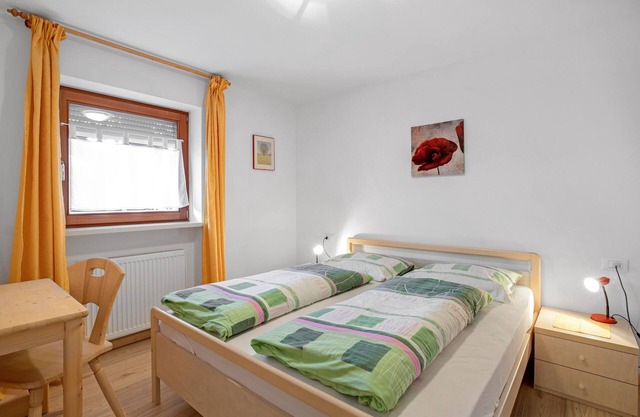 Haus Aue - Apartment 3 with Mountain View & Wi-Fi