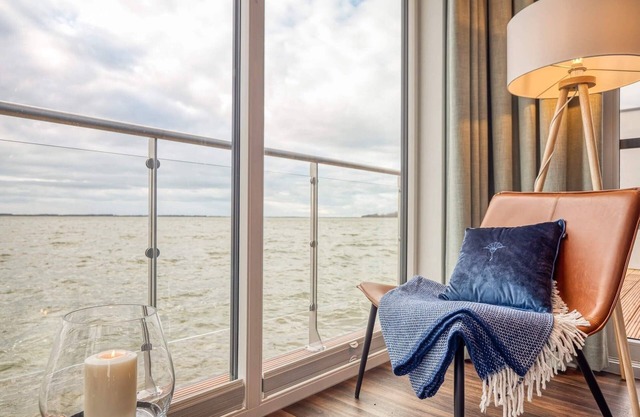 Hausboot für 6 Gäste mit 85m² in Ribnitz-damgarten