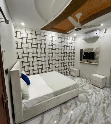 Haven 12 - Guest House