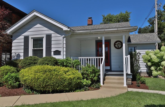 Haven In The Heights. Steps Away From It All!