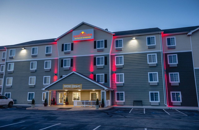 Hawthorn Extended Stay by Wyndham Saint Robert