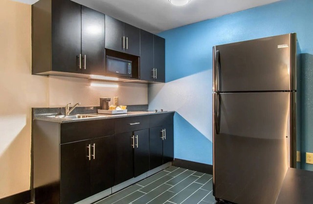 Hawthorn Extended Stay by Wyndham Chambersburg