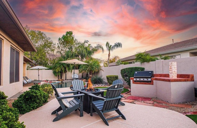Heated Pool/Spa and Basement Gameroom!