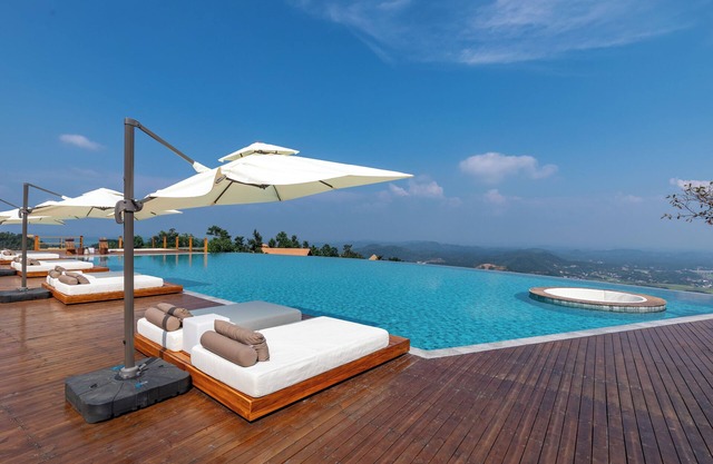 Hengshan No.5 Valley Cliff Homestay