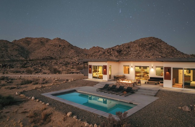 Here Now Haven: Pool, Spa & Mountain Views