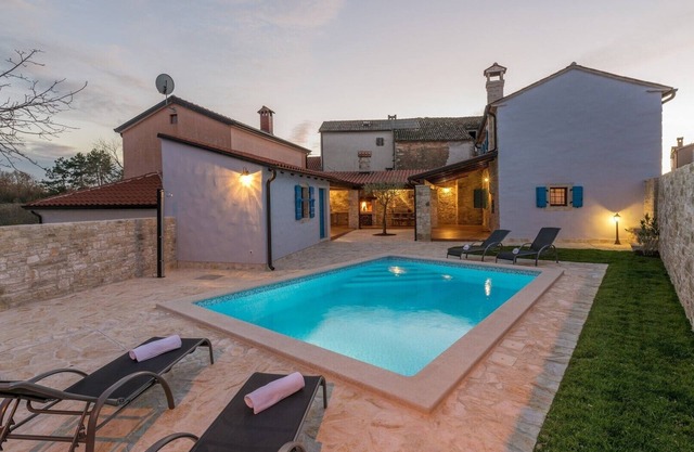 Heritage Villa Croc with pool