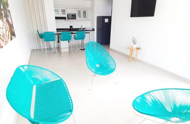 Hermoso apartamento con parqueadero - 201