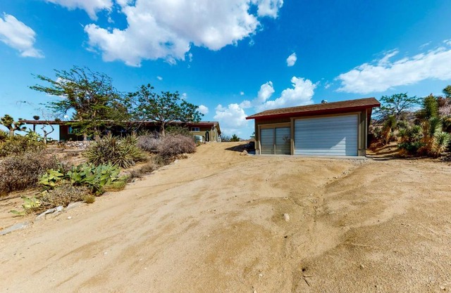 Hi View House