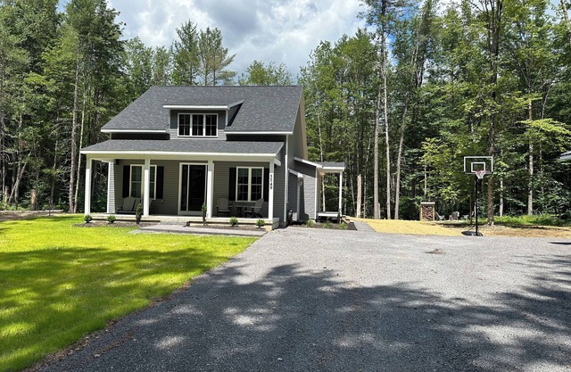 Hidden Hollow - Your Outdoor destination