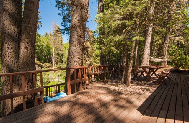 Hideaway Above The Stream
