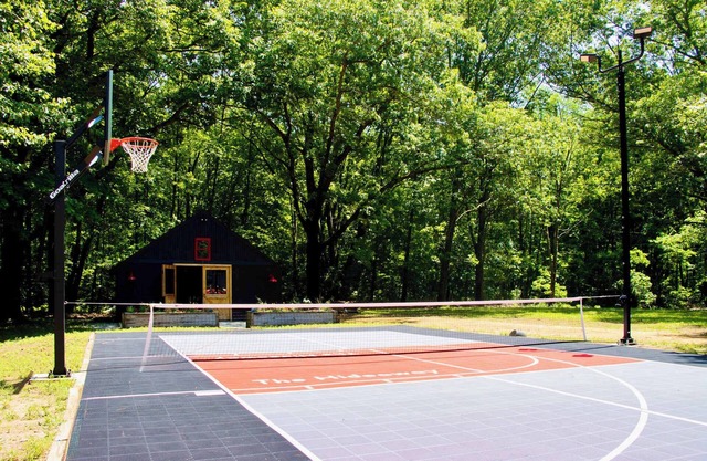 Hideaway - Pickleball Court, Private Pool, Hot Tub, Sleeps 25!