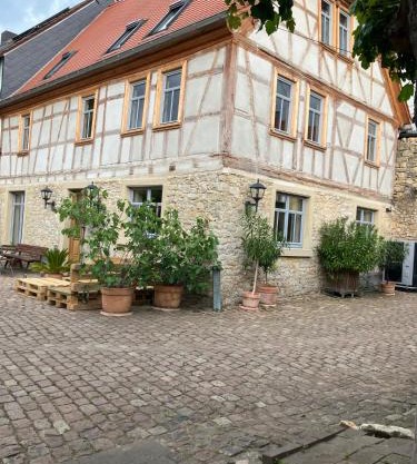 Hiestands Gästehaus - Weingut & Hofbrennerei