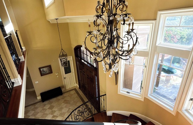 Hilltop Los Altos Stay Near Stanford + Pool, Grill, KTV & Views