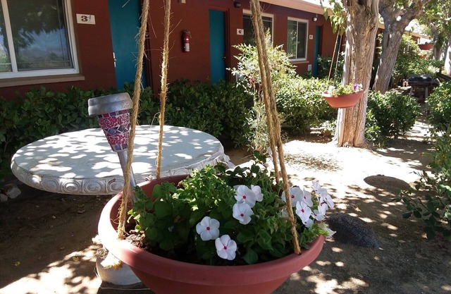 Hilltop Tavern and Inn