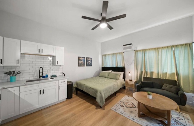 Hilo Haven - Studio Home Hideout