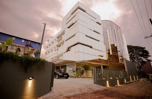 Hilux Courtyard
