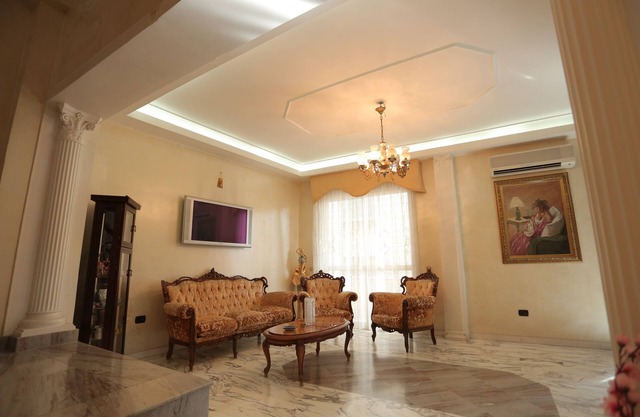 historic center full house