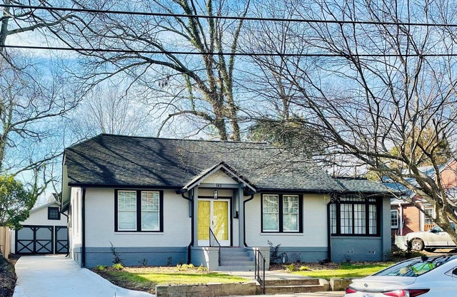 Historic City Charmer, Main