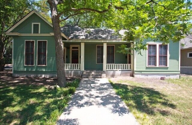 Historic Home in Central Austin by UT and Downtown, Walk to Restaurants