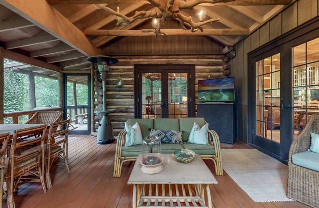 Historic Joe Webb Cabin in Highlands - 4 minutes from Downtown Highlands