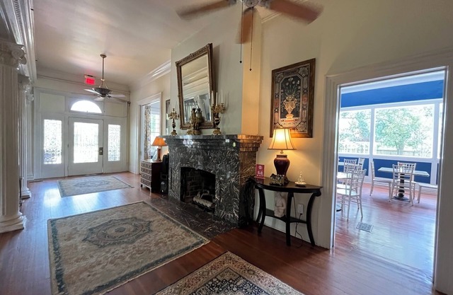 Historic Michabelle Inn